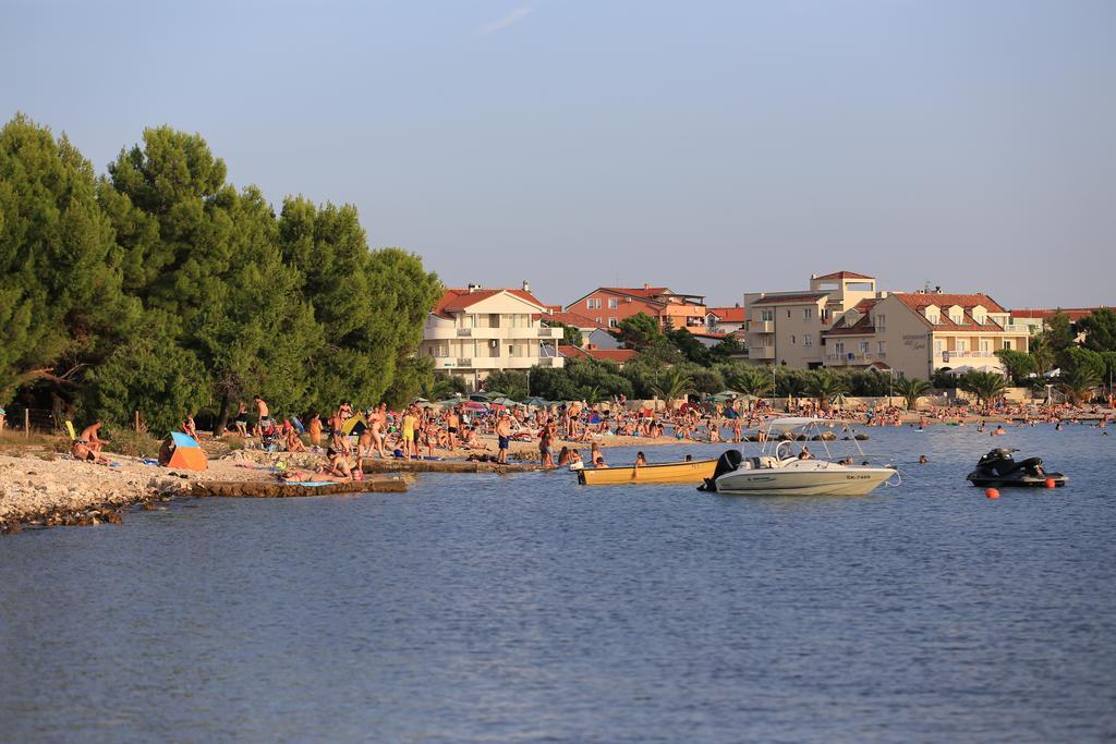 Camp Porat Hotel Povljana Exterior photo